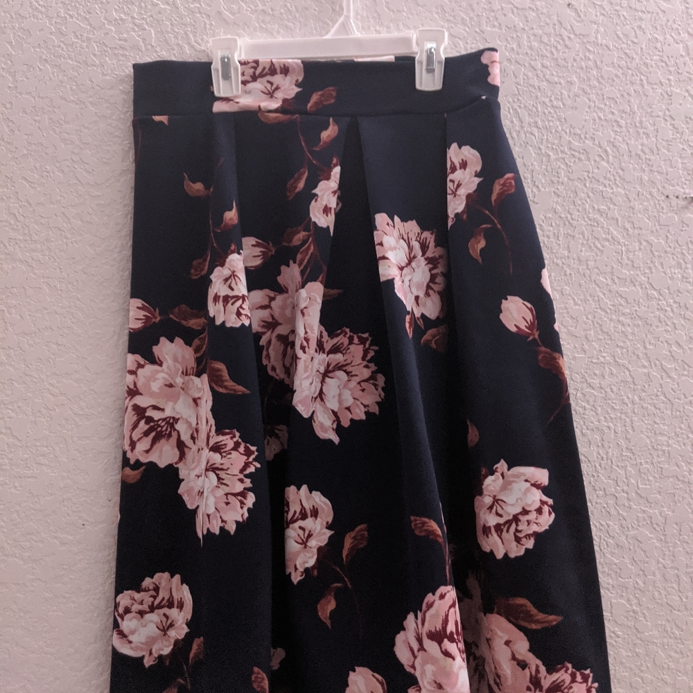 Haute Monde Long dark blue skirt